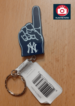 Přívěšek MLB New York Yankees Foam Finger FOCO Brand